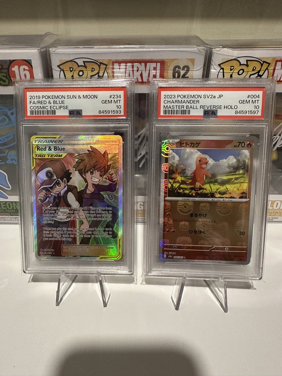Currdonius's tweet image. Good guidance shoutout! @FTC_HOBBY sold me the #dragonite and @justinhuang1357 sold me the red/blue and charmander #masterball. Thank you guys!