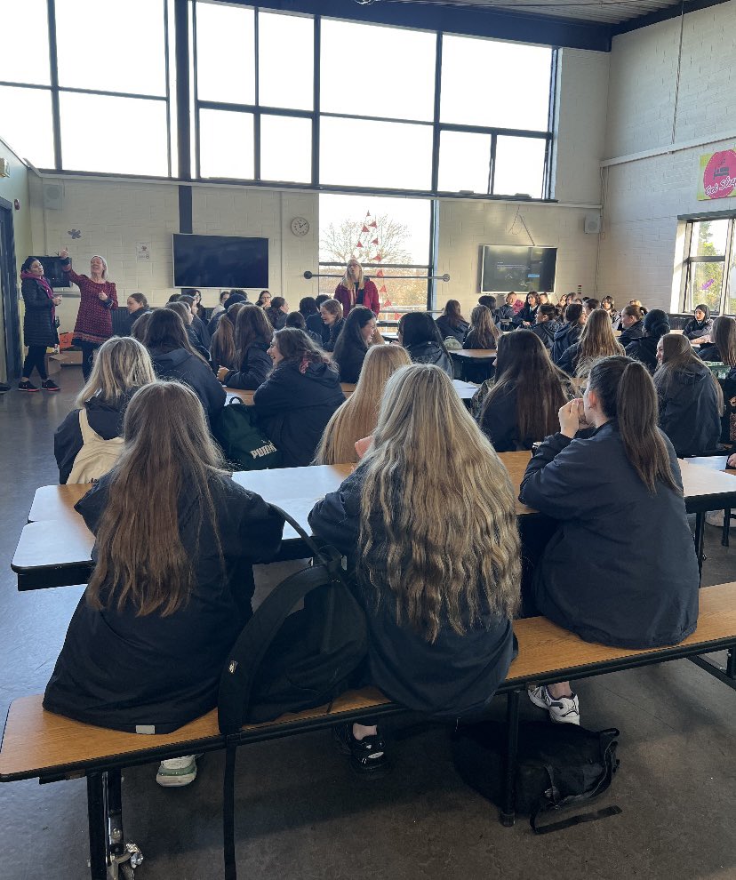 mslawlordeputy's tweet photo. 3rd years gathered for a final assembly before their mocks to celebrate improvements in attendance with @gill__7  and acknowledge the students who show for every class every day. Well done rang Macha. Keep it up! #attendancestrategy #everyclasseveryday https://t.co/T3Sr73Deet