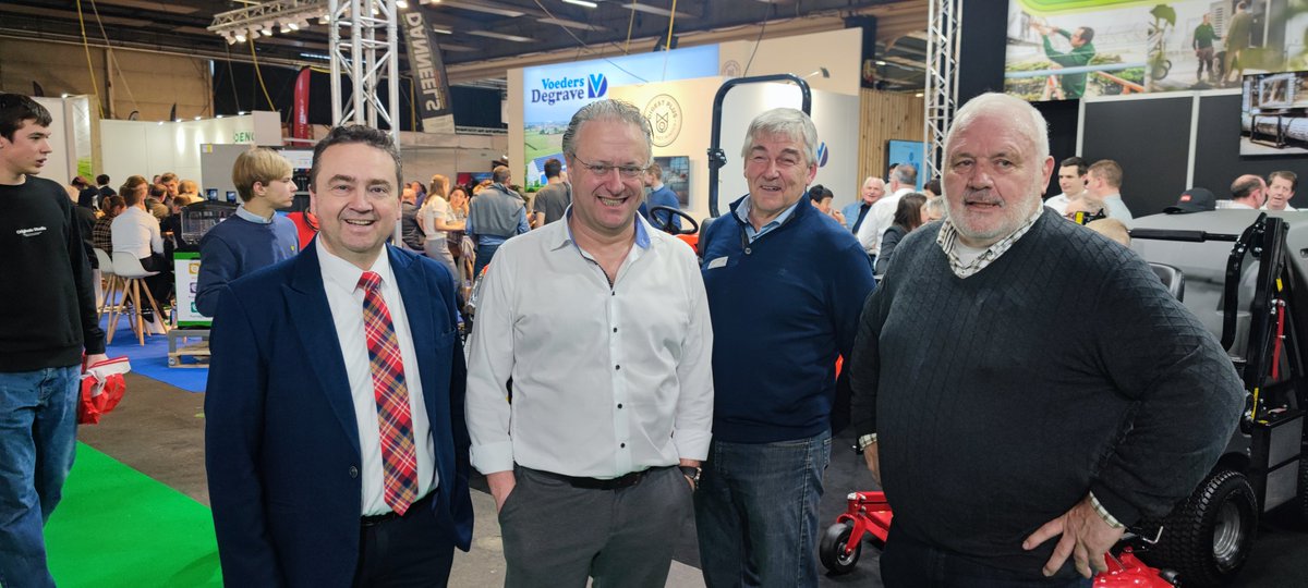 NVAWestVlaander's tweet photo. Bezoek @NVAWestVlaander aan Agro Expo #Roeselare

Alle info: https://t.co/z0Y4JoILo0

#AgroExpo2024 #landbouw #landbouwbeleid #stikstofakkoord #roeselare #westvlaanderen #inagro https://t.co/DzyLVDGWLg