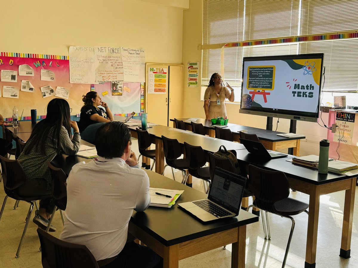 Boss Mode: Ms Peoples, Lead Math Teacher, presents to science PLC on how to support teachers with unit conversions! Excellent cross curricular support 👏 <a href="/LAForestOak6/">The Leadership Academy at Forest Oak 6th Grade</a> <a href="/LANschools/">Leadership Academy Network</a> @StevenM01994744 <a href="/ShanaDay88/">Shana Day</a>