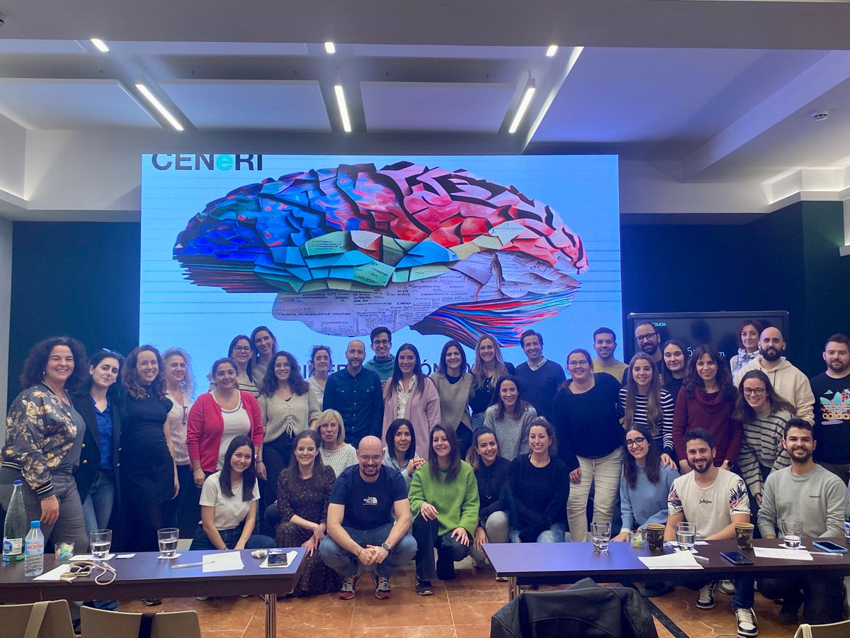 aeervi's tweet photo. El 25 y 26 de enero tuvo lugar el curso de enfermería en Neurorradiología intervencionista CENeRI. Contó con la asistencia de 37 alumnos de diversos hospitales. Se trata de un curso teórico práctico con el aval científico de AEERVI.
¡Enhorabuena a los alumnos y a la organización! https://t.co/GAW9EGshD2