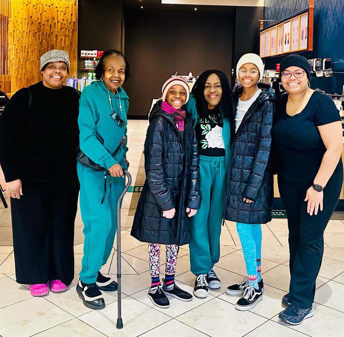 #OKCLinksOnTheMove for healthy walking and talking with friends.💚🤍👟