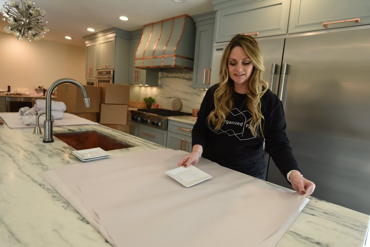 organizedpack's tweet image. There is no AI for packing &amp;amp; moving! Let's chat!