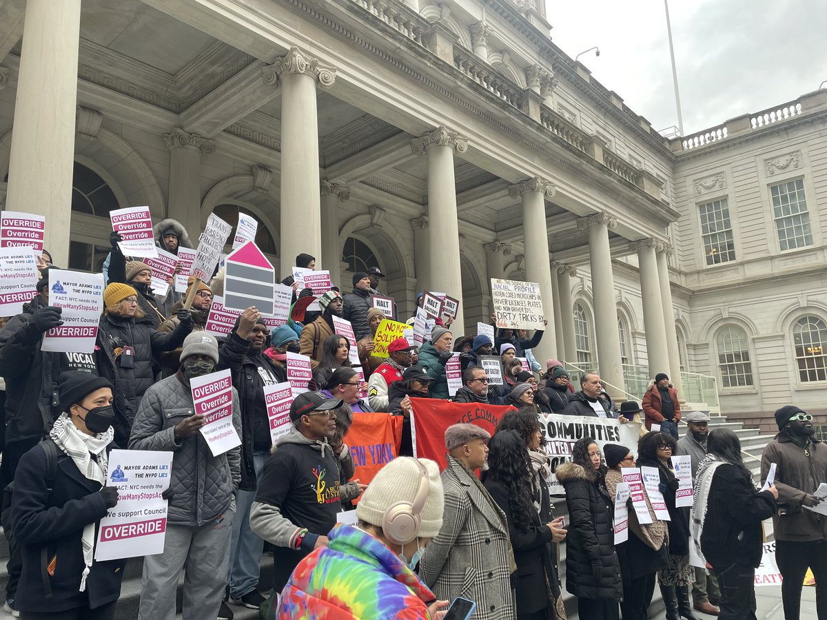Taking a stand at City Hall with @changethenypd, @watchthecops, @NYCAIC, and allies, urging @NYCCouncil to override @NYCMayor's veto on the #HowManyStopsAct & #BanSolitary. It's time for an #Override4Safety!