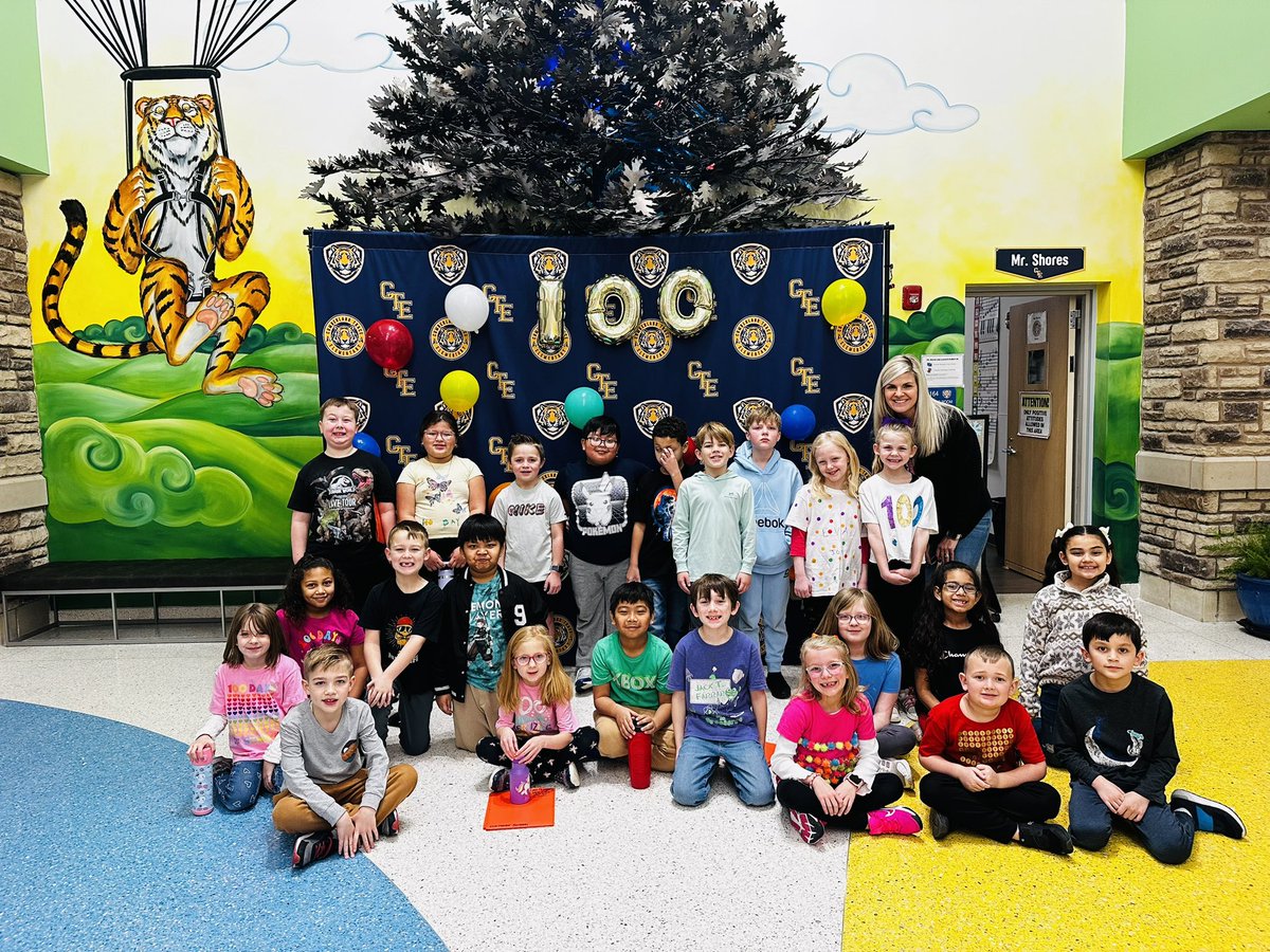 MrsCole_CTE's tweet photo. 100 days with this awesome crew! @ctetigers https://t.co/crT7mbIJ06