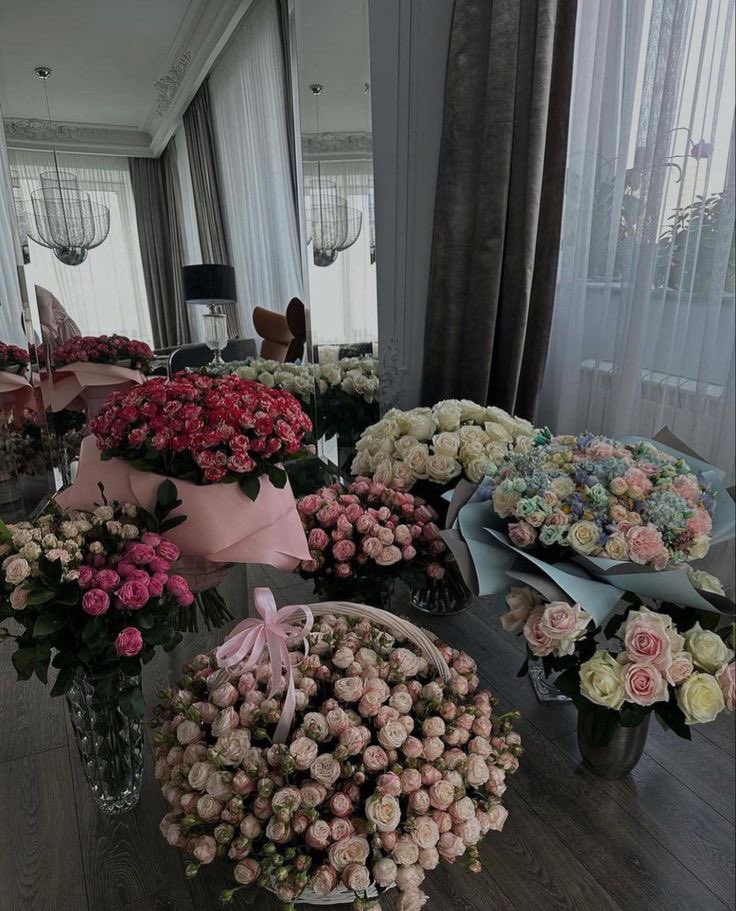i3Moment's tweet photo. Flowers https://t.co/qDU8rQTR2r