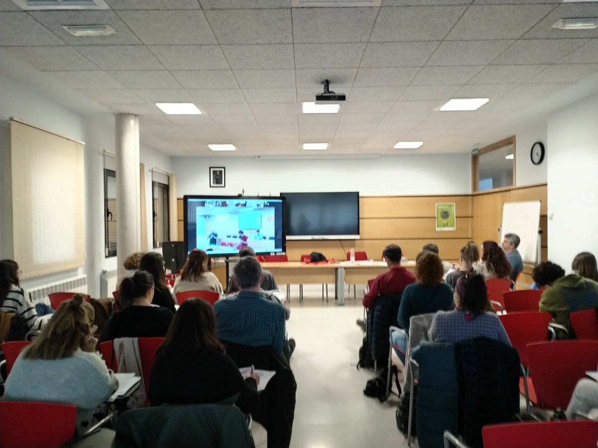 UGTprofeSegovia's tweet photo. ✍️ Primera sesión de programación y unidad didáctica para #PES Y #PESSFP para los procesos de reposición de #CyL por Iocus oposiciones y @UGT_DocentesCyL
#Secundaria #oposiciones #Oposicionescyl
#conugtganas 💪🏻
#ugtdocentesimprescindibles🔥 🤟
#ugtresuelve👌
#somosugt 🤝 https://t.co/wNZ28jmMxq