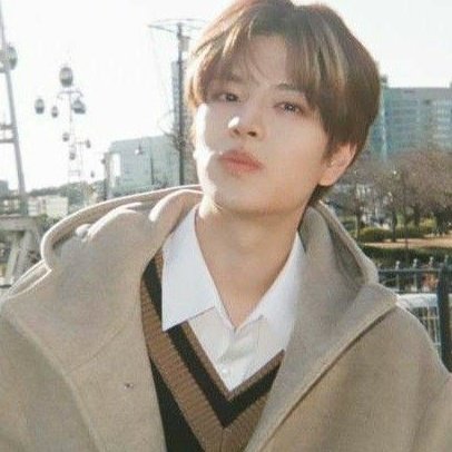 chxnnow's tweet photo. Bathroom • Ch4nm!n | Os 🔞

Bng chn tiene sueños húmedos con sngmn y ahora lo evita porque se pone duro con solo la presencia de este. https://t.co/Jm7XscvC4a