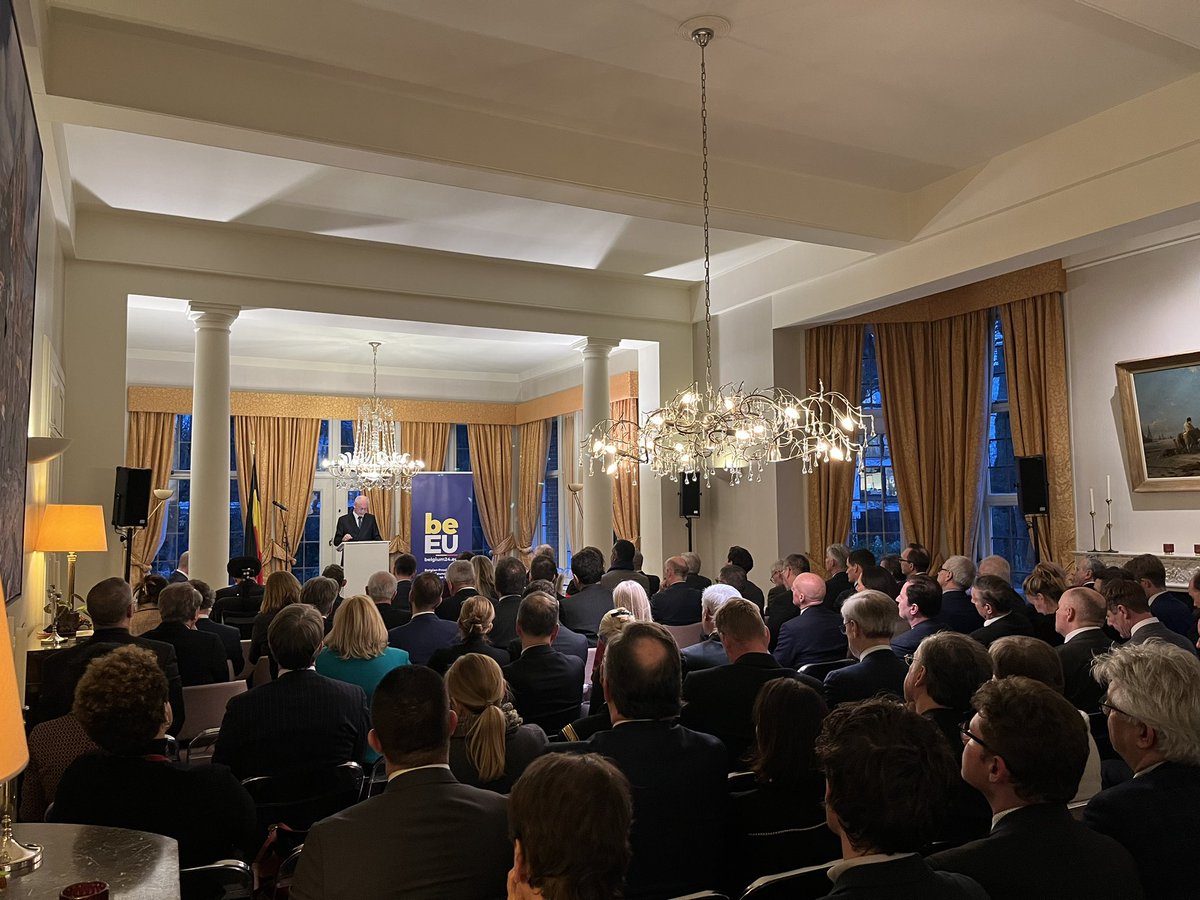 BEinNL's tweet photo. Opening van het 🇧🇪 Voorzitterschap van de @EUcouncil in Den Haag 🇪🇺🇧🇪 

Met voormalig voorzitter van de @EUcouncil @HvanRompuy wisselen we van gedachten over ‘Een andere EU in een andere wereld’ 🌍🇪🇺

Met een introductie door 🇧🇪Vice-Premier Vincent Van Peteghem @vincent_v_p https://t.co/CdmjIb8gDI