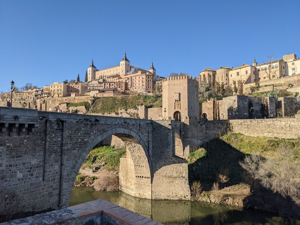 Curiosity Chronicle tweet media