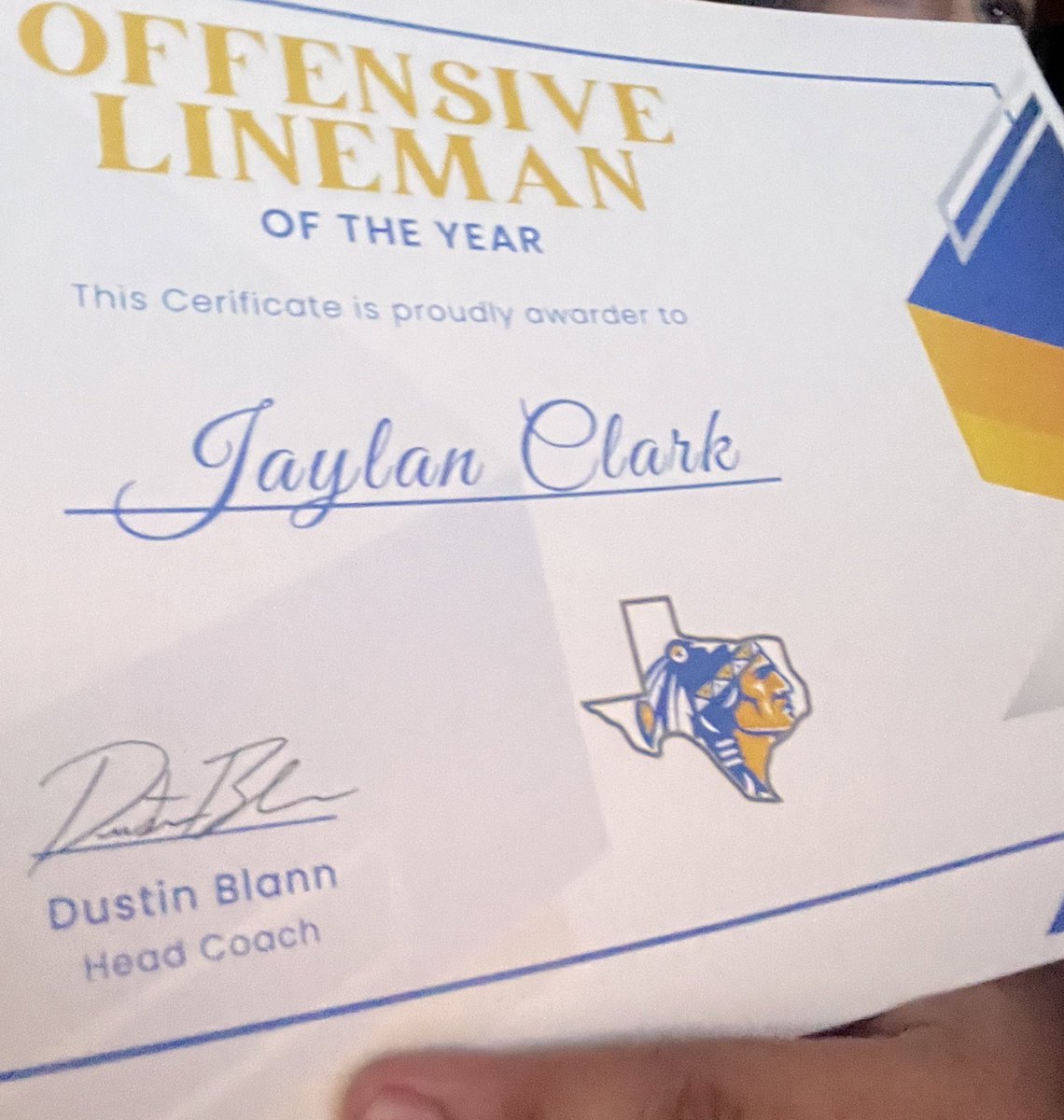 jaylanclark6's tweet photo. ✅Team Captain
✅Offensive lineman of the year award. All glory to God thank you to my family and teammates and coaches truly grateful.
@CoachBlann 
@CHS_FB_Recruits https://t.co/5HkP4ndGiz