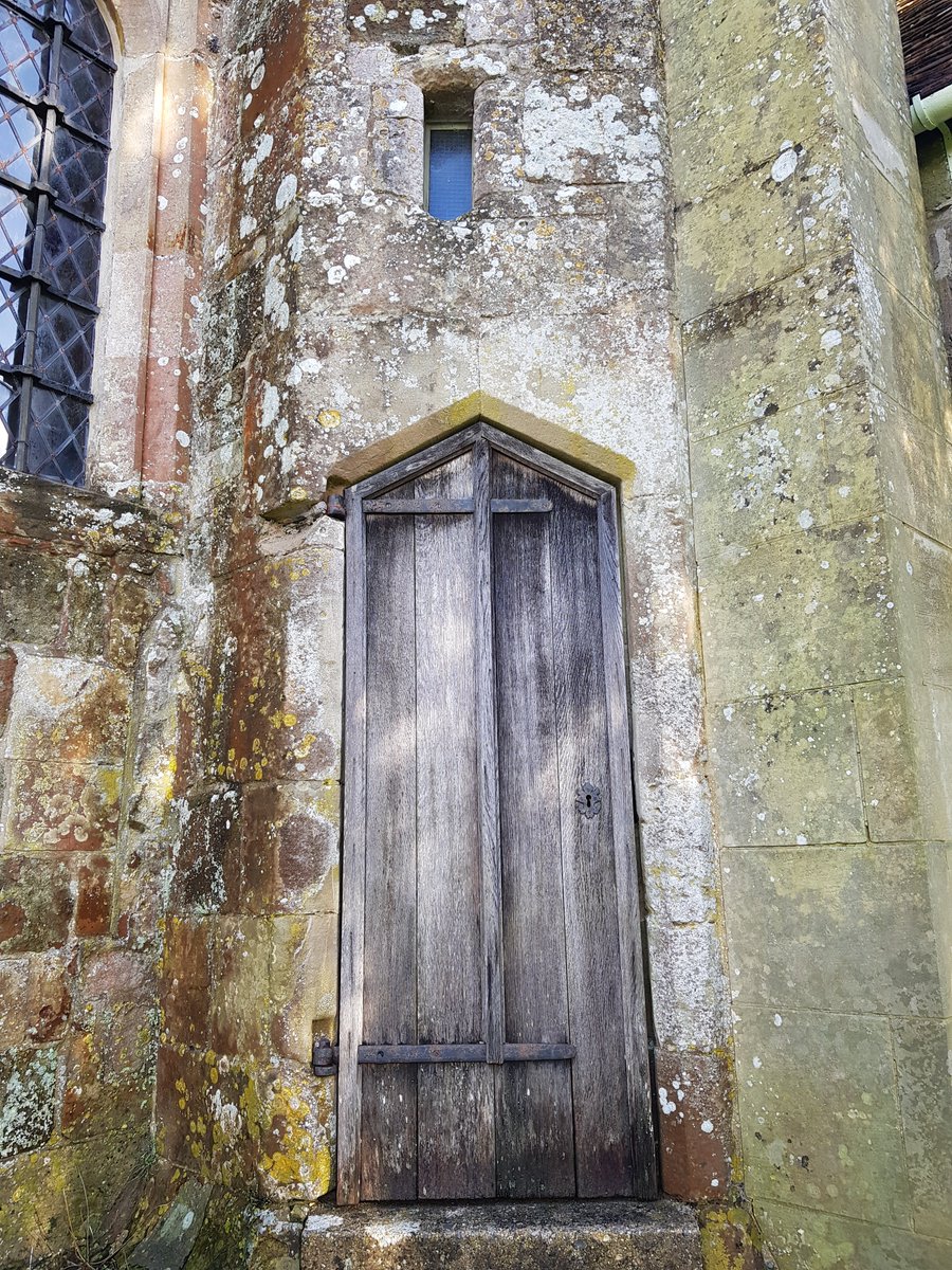 TheHistoryMouse's tweet photo. These are #TheTopThree #ChurchesForTinyWindows from #TheWinterScamper2023 in the #NadderValley. No winner, just some reassuringly tiny windows to enjoy. #DonheadStAndrew #BarfordStMartinChurch #StAndrewsChurchBemerton #TinyWindowTuesday https://t.co/lUyjESZ8BV