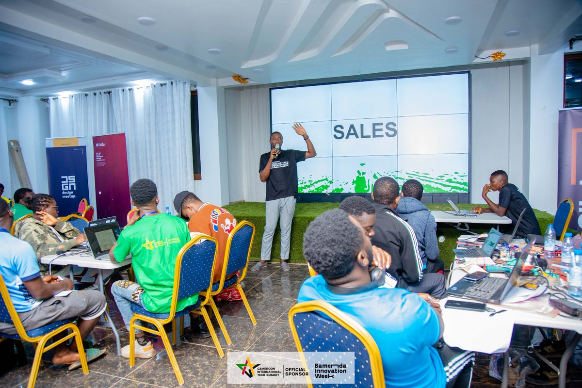 DemgneSyntyche's tweet photo. An amazing evening it was at the
@CITS2024 Green Hack Bamenda learning about the SALES framework (Serve, Ask, Listen, Empathize, Summarize). Looking forward to implementing it throughout my design carrier.
#bamendainnovationweek
#greenhack
#cits24
#ties https://t.co/zgSztiRRFt