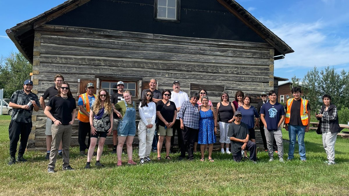 News article reflects on the rich learning & collaborative experiences of student interns and their Łı́ı́dlı̨ı̨ Kų́ę́ First Nation hosts: wlu.ca/features/2024/…