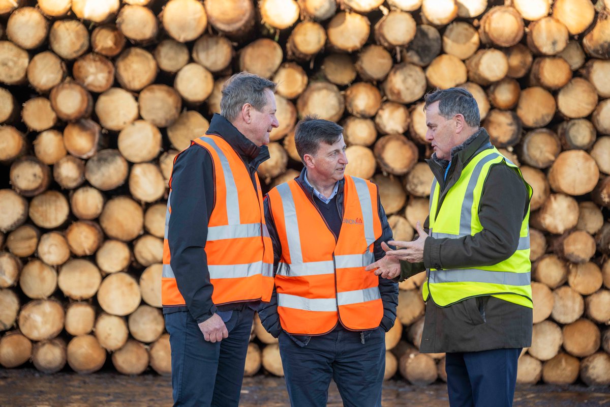 Confor (@forestsandwood) on Twitter photo Excellent visit to <a href="/GlennonBrothers/">Glennon Brothers</a> & <a href="/AlbaTrees/">Alba Trees Nursery</a> by <a href="/D_G_Alexander/">Douglas Alexander</a>, set up by Confor. Combined, the businesses employ 200+ workers. Perceptive questions asked & real understanding of importance of forestry & wood to rural economies. <a href="/UKLabour/">The Labour Party</a> @stugood3
🖱️ confor.org.uk/news/latest-ne… Excellent visit to <a href="/GlennonBrothers/">Glennon Brothers</a> & <a href="/AlbaTrees/">Alba Trees Nursery</a> by <a href="/D_G_Alexander/">Douglas Alexander</a>, set up by Confor. Combined, the businesses employ 200+ workers. Perceptive questions asked & real understanding of importance of forestry & wood to rural economies. <a href="/UKLabour/">The Labour Party</a> @stugood3
🖱️ confor.org.uk/news/latest-ne…