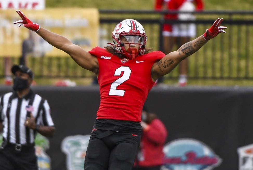 JordanDonald_'s tweet photo. Blessed to receive my 10th offer from @WKUFootball @DavisMerritt @CoachSmith_PHS @EricDevoursney @RecruitGeorgia @MohrRecruiting @Rivals https://t.co/uZlq28rmky