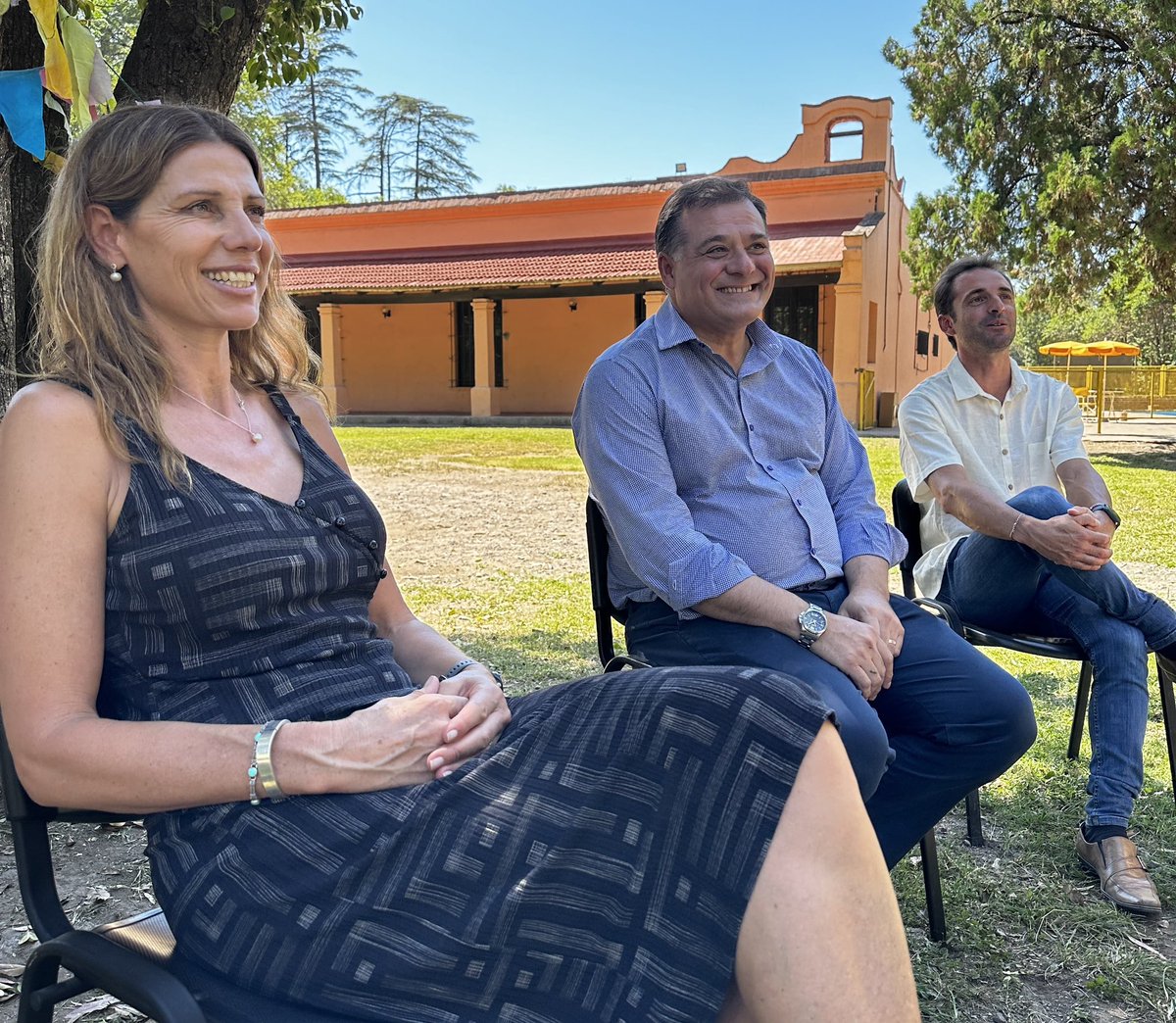 DarioCapitani's tweet photo. 📍En Mendiolaza junto a @arning_adela, intendente y @AleJavMedrano, secretario de gobierno.
La ciudad cuenta con un gran potencial natural y gastronómico que se puede fortalecer con mejoras en la conectividad, e inversiones privadas para impulsar el turismo local. 🌟 https://t.co/JsNlqdvrxD