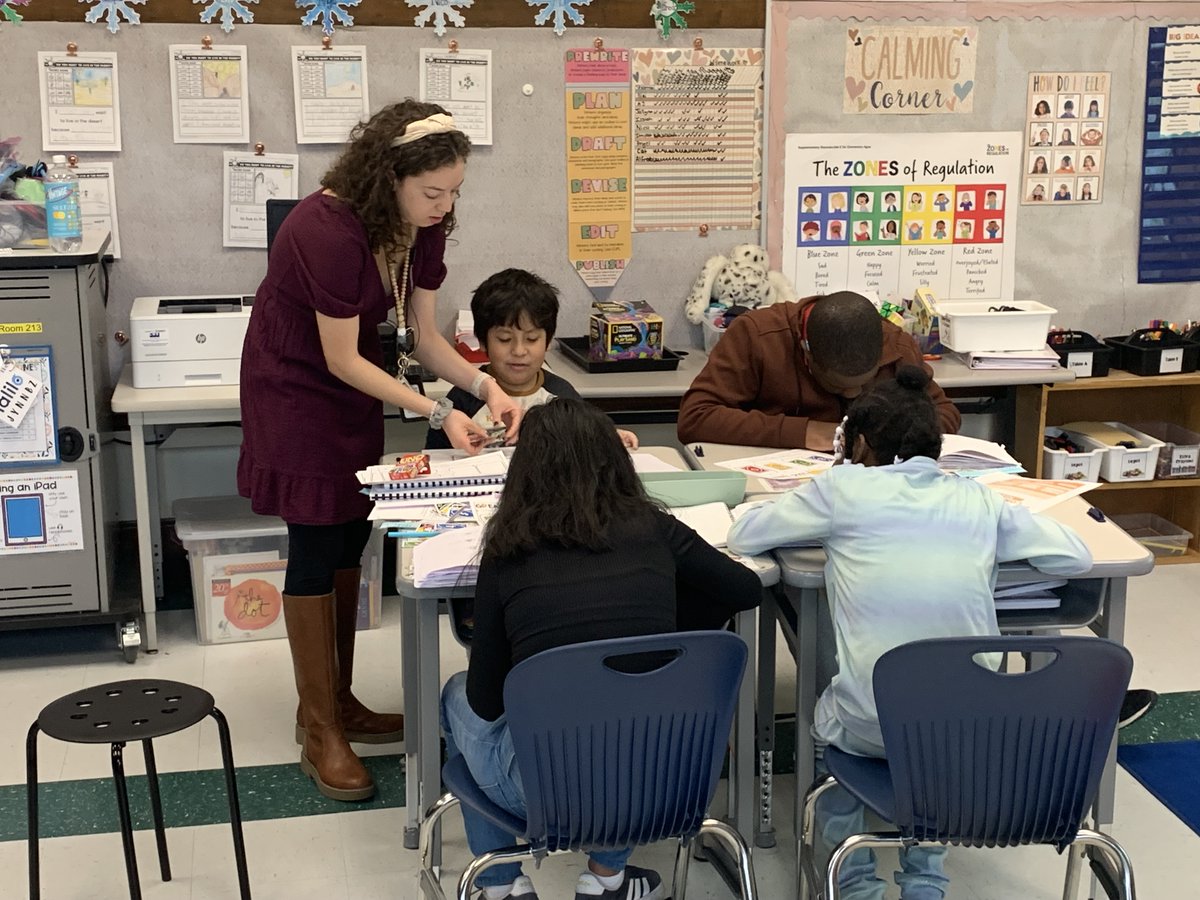 DrJosephRicca's tweet photo. Thank you to Ms. M., Mr. O and all of our colleagues @GWElem_WP for welcoming us this morning! It was a pleasure and we learned so much from you, all! #WPProud @wplainsschools https://t.co/wWzmJqNgTN