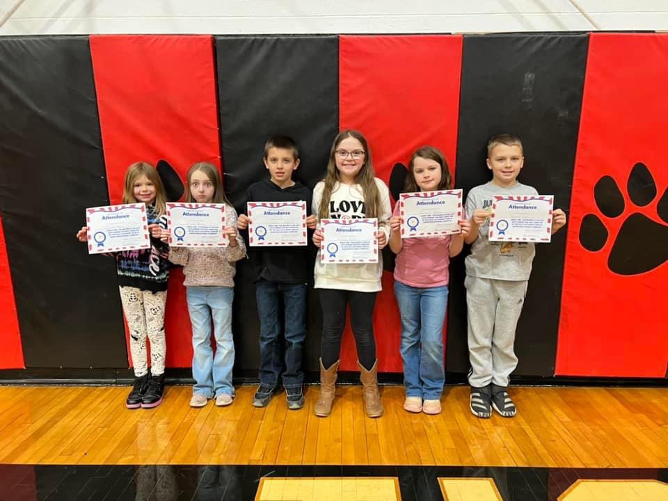 union_complex22's tweet photo. These elementary students missed 4.5 or less days during the first semester of the 2023-24 school year! https://t.co/gfgvKN6GBF