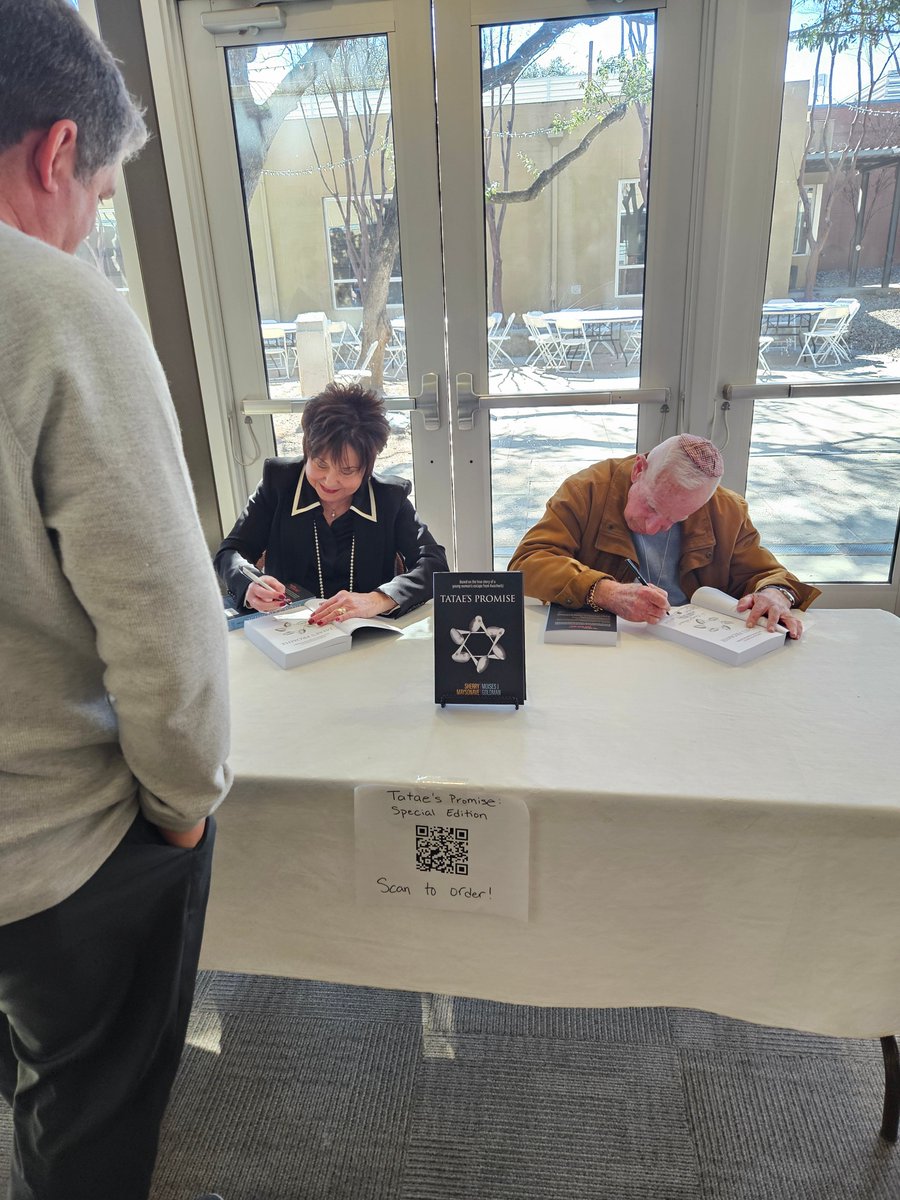 SherryMaysonave's tweet image. Fantastic book signing this past Sunday at Shalom Austin / Dell JCC. Moises Goldman and I signed so many copies of our book, "Tatae's Promise", that our wrists were sore. #DartFrogBooks