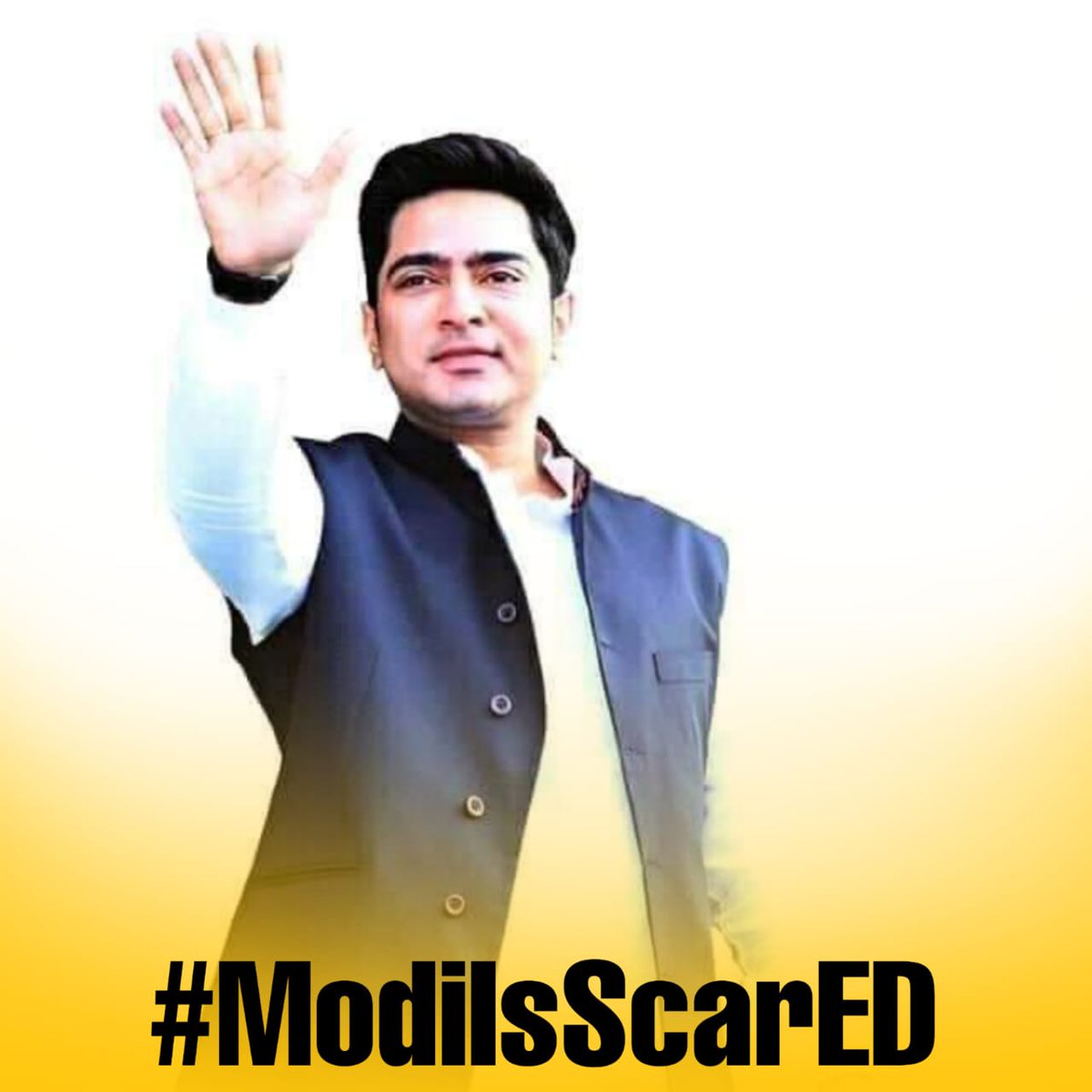 sujitra04376347's tweet photo. It's crystal clear, the BJP is scared to allocate funds for MGNREGA and Awas Yojana. #ModiIsScarED https://t.co/AkHd9XGil8