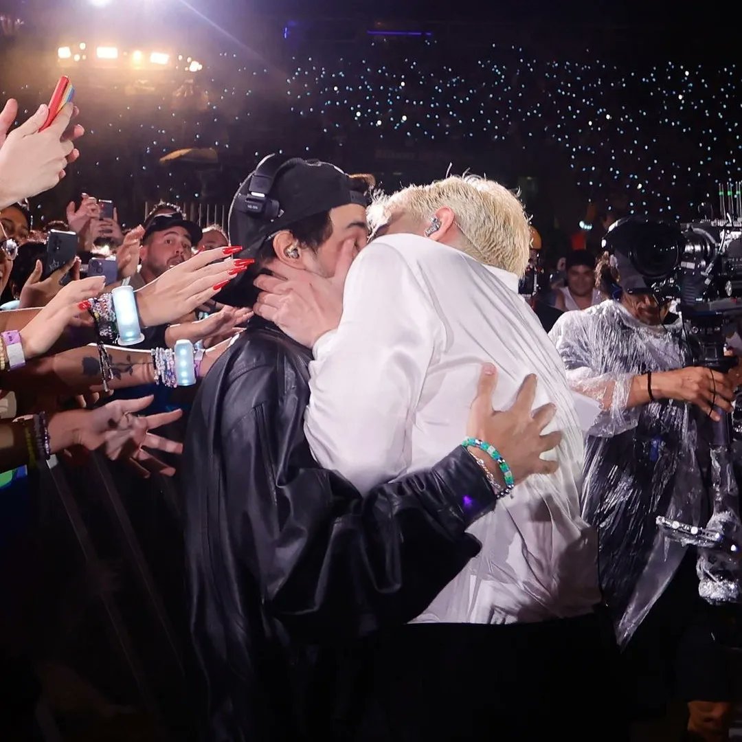 feliz seu dia! já te disse tudo, amo você. 💓