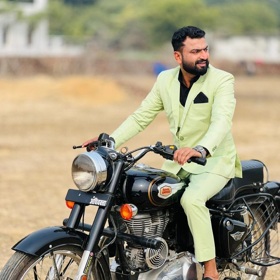 PbhJaved's tweet photo. #NewProfilePic https://t.co/195BToIdzE