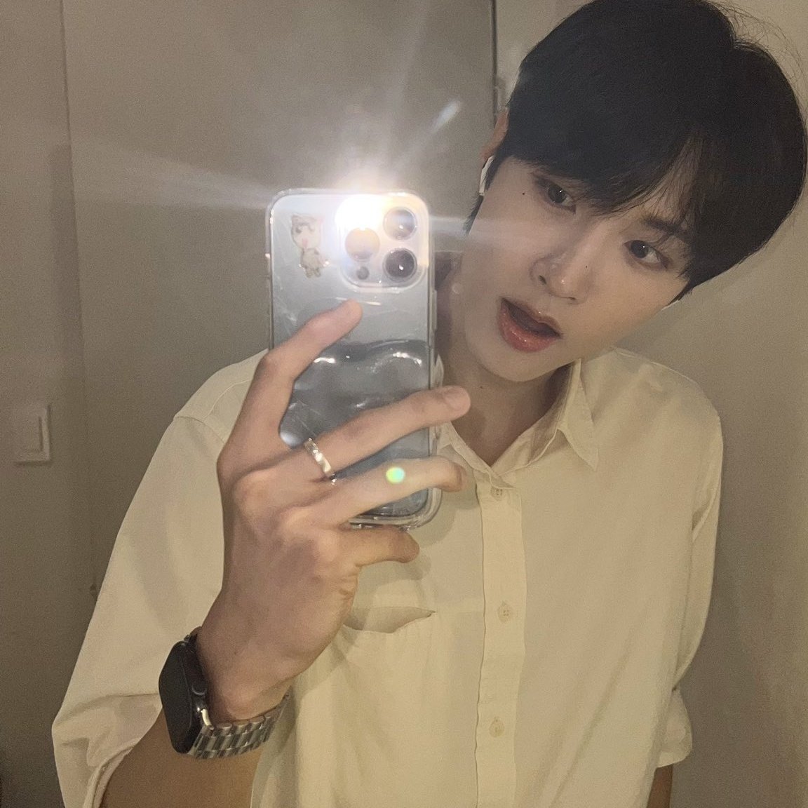 ooperahouse's tweet photo. ✰ holaa! acá un bōt de khael para recordarte que te amo mucho, si me necesitas no dudes en ir a mi dm o @ y ahí estaré. https://t.co/yJH1oKJ2Tw