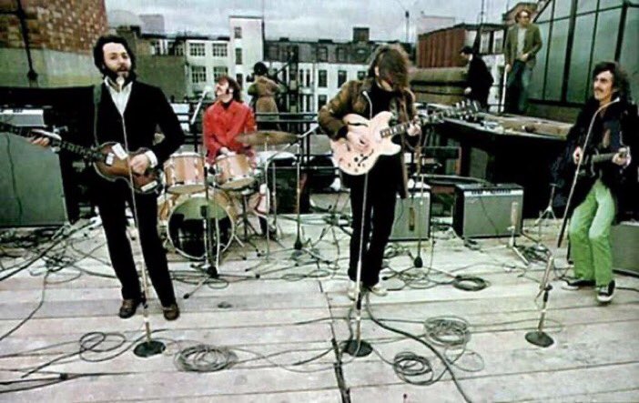 SoundRock1166's tweet photo. January 30, 1969 The Beatles last live performance , on the roof of Apple, their record company, in Savile Row, London, UK.

#beatles #TheBeatles #live #London #Apple #PaulMcCartney #JohnLennon #GeorgeHarrison #RingoStarr #uk https://t.co/y10oUIEXeE