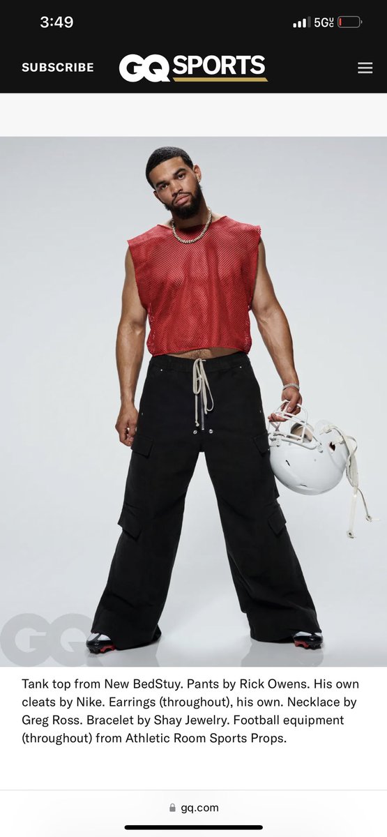 Nuface_100's tweet photo. This who @ChicagoBears fans want as QB? @CHGO_Bears https://t.co/LHO299eEfQ