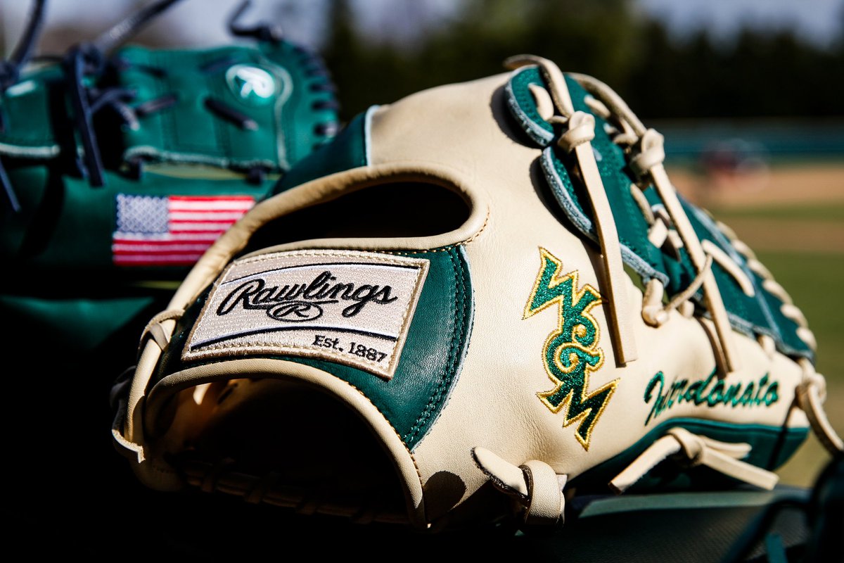 WMTribeBaseball's tweet photo. It’s all in the details🔥
 
#TeamRawlings https://t.co/bNJv07i8Kl