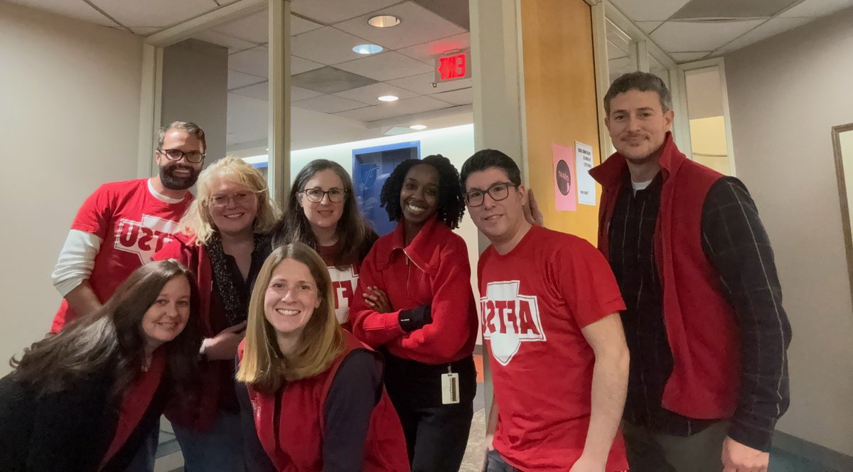 AFTSUnion's tweet image. Smile and say #AFTSUatWork! Thank you everyone for taking action today and wearing your red!

Keep an eye on your inboxes for more.