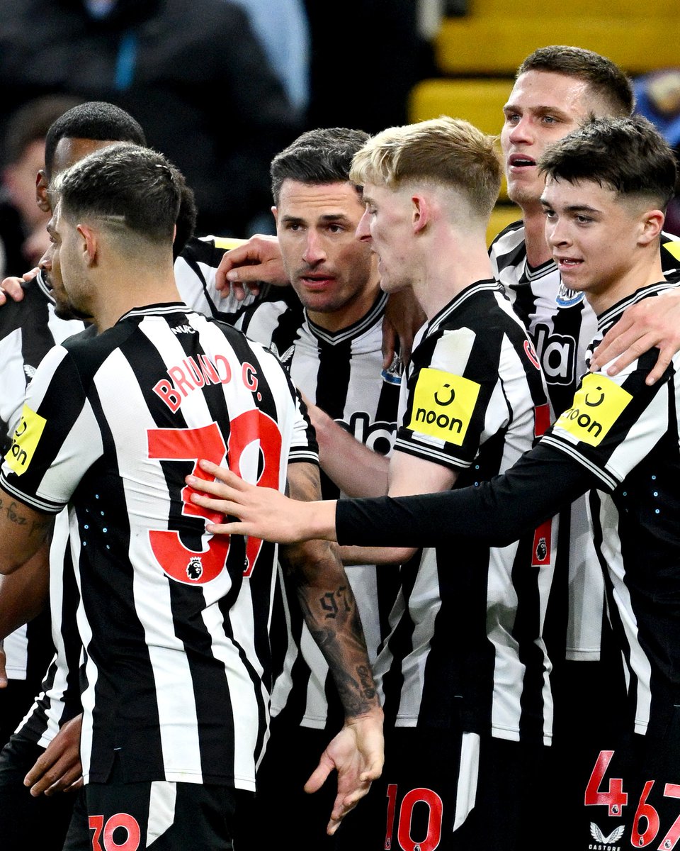 ⏱️ 𝗙𝗨𝗟𝗟 𝗧𝗜𝗠𝗘:

🦁 Aston Villa 1-3 Newcastle 🏁

#AVLNEW