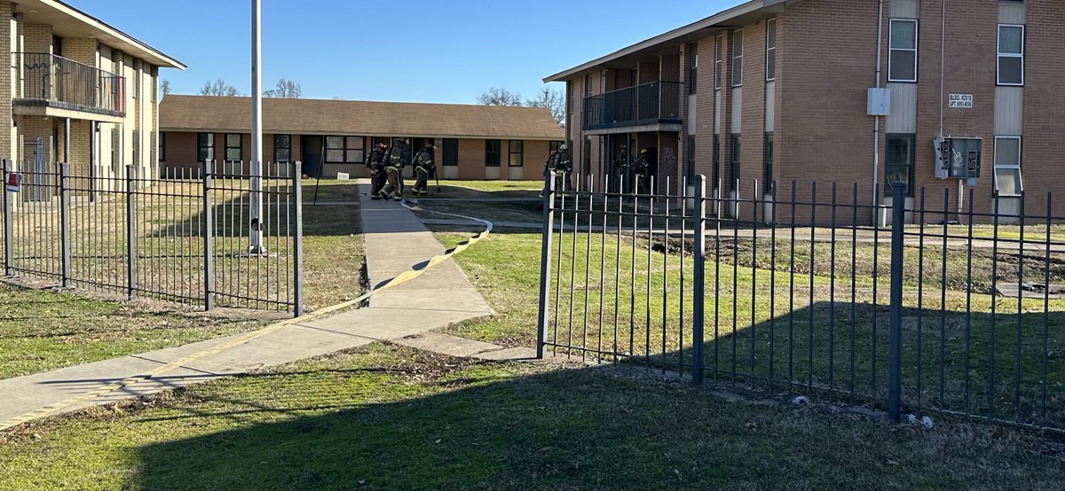 NLRFire's tweet image. Getting some great training in today.
 Thanks NLR housing for allowing us the use of you facility!