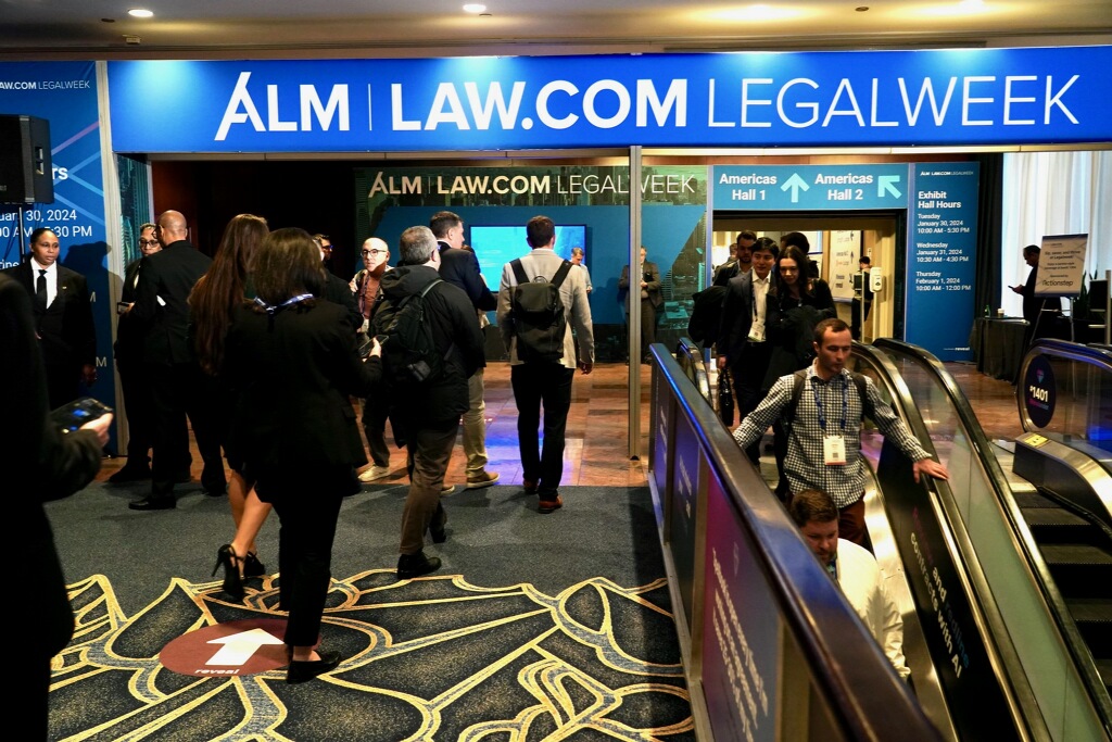 LegalTechShow's tweet photo. Day 2 is complete! Today was filled with tons of sessions, collaboration and endless networking! What was your favorite part of today?

Day passes are still available for Wednesday &amp; Thursday. Grab yours: https://t.co/V5869p8YeD

Are you ready for day 3? We are!  

#Legalweek24 https://t.co/feJRCufEJI