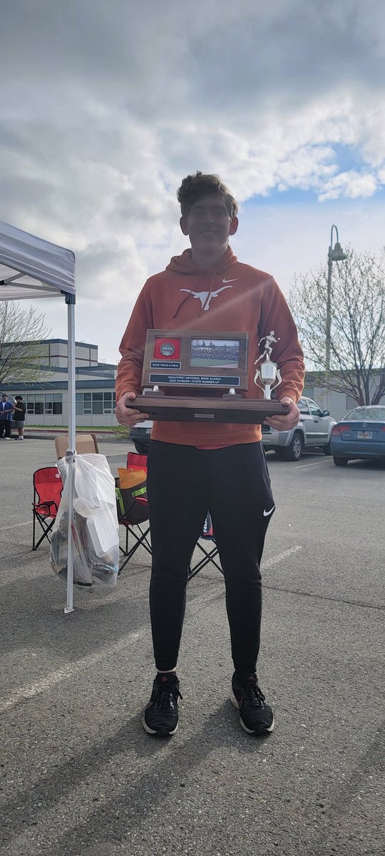 GeorgeLane48's tweet photo. 6th in the State. Sophomore season! Can't wait to get back in the ring!!! #Ithrowstuff #shotput https://t.co/L3igF4IKmy