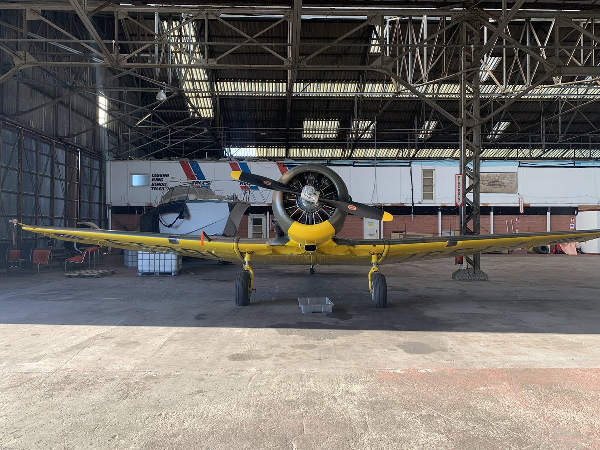 AJLUK1's tweet photo. As stunning as the views this beauty was in  the Hangar next door! #T6Texan #RAFHarvard #flighttraining #aviation #warbird #flight https://t.co/VqxaUvkQ2W