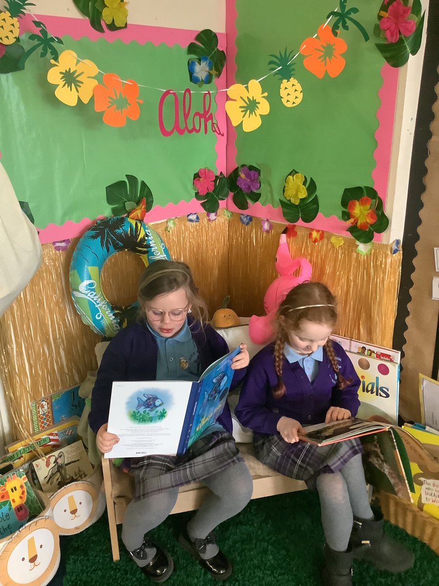 Year2_StAndrew's tweet photo. Year 2 enjoyed their visit to Smallbridge library this afternoon. We picked lots of lovely stories which we have started reading in the classroom. 
@RcIngham #NationalStorytellingWeek https://t.co/7bV3oKaRb7