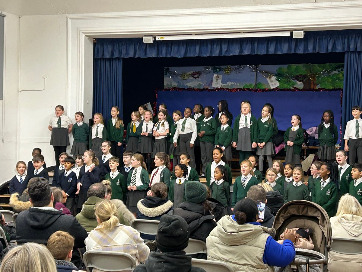 Recently, our pupils joined the largest children's choir as they performed at this year's #YoungVoices concert at London's O2 Arena. 🎵 

With over 9,000 children involved, the event was outstanding and enjoyed by all. 🌟

📰 Read full story buff.ly/3OowItM

#WeAreGordon
