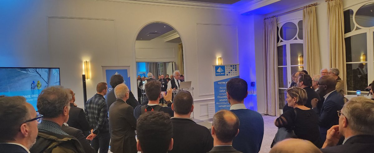 Belle Année 2024 à <a href="/Qualibat/">Eric Poirier</a> !!