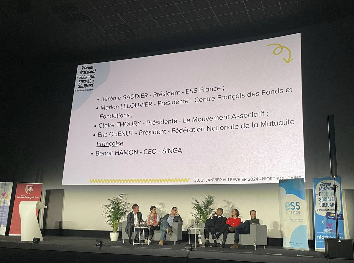 EChenut's tweet photo. 🧑🏾‍💻En plénière au @ForumEss à #Niort avec comme sujet de cette soirée : 

💡10 ans après la loi #Hamon : l’heure de vérité pour l’ESS ! 

 Un échange avec @clairethoury @jsaddierESS 
@lelouvier_m et @benoithamon 

#ForumESS #ESS @mutualite_fr https://t.co/0iplQokBcA