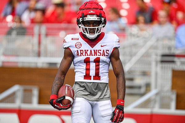 Blessed to receive an offer from University of Arkansas #AGTG <a href="/TheCribSouthFLA/">Frank Tucker</a> <a href="/paragon52/">Coach P (LB University)</a> <a href="/CoachJube/">Coach Jube Joseph</a>