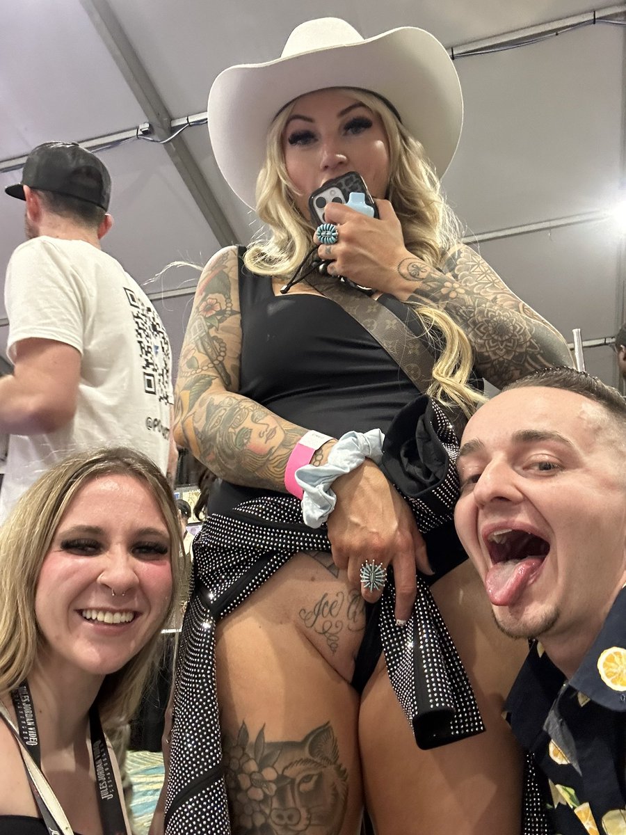 Me- Carissa is your pussy tattooed?

Carissa- YA! WANT A PICTURE?!??!

<a href="/sams_secretxo/">Samantha💋</a> <a href="/Carissadidit/">Carissa.did.it</a>