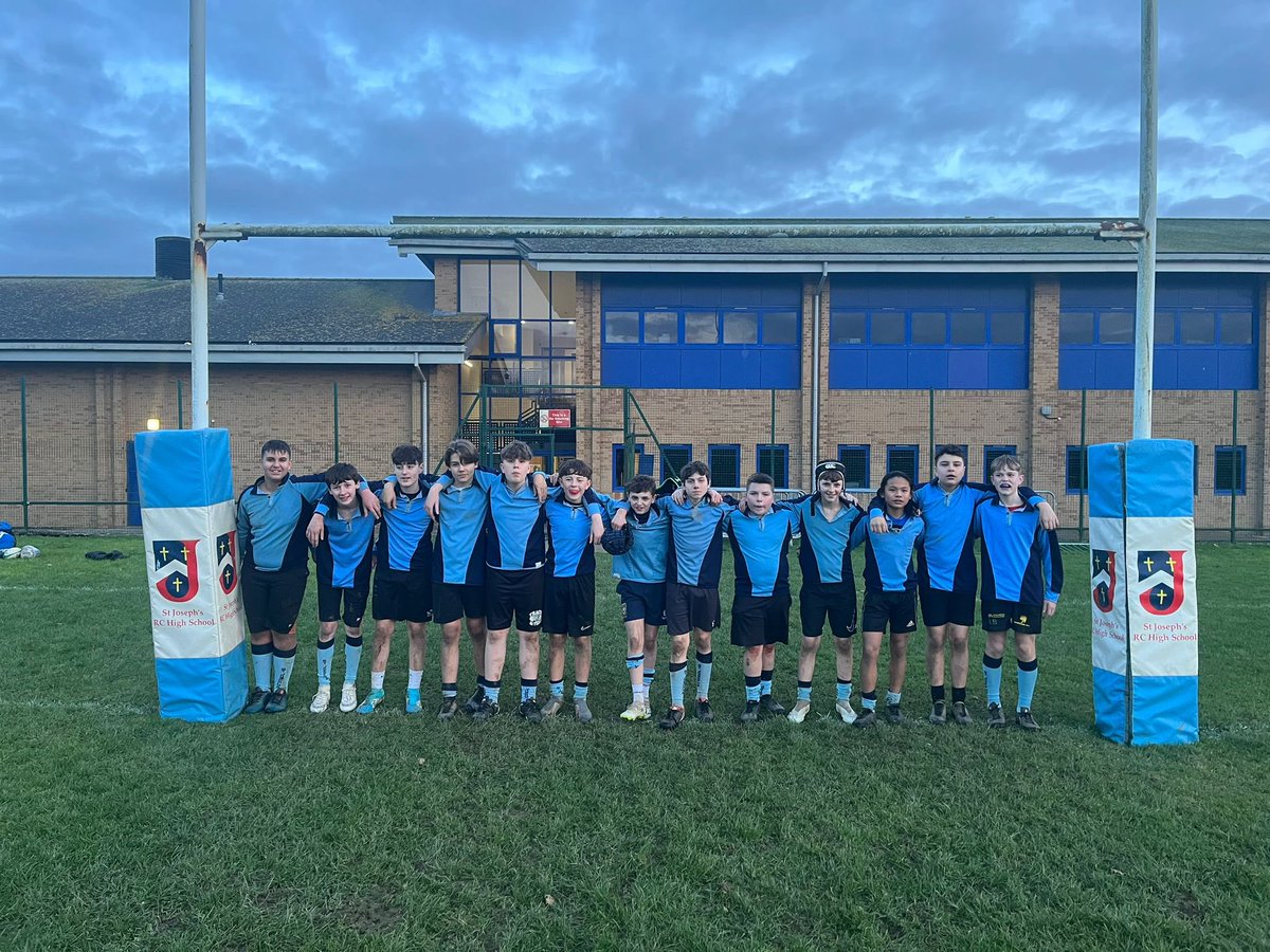 StJoesRCpe's tweet photo. Superb effort, teamwork, resilience and talents on show this afternoon by our Y8 Rugby boys who won a hard fought contest against Gwent Is Coed! Da Iawn gentlemen - very proud! ๐๐ป๐ช๐ป๐ #Learningthroughsport #Joesfamily https://t.co/FKOwiJpBiv