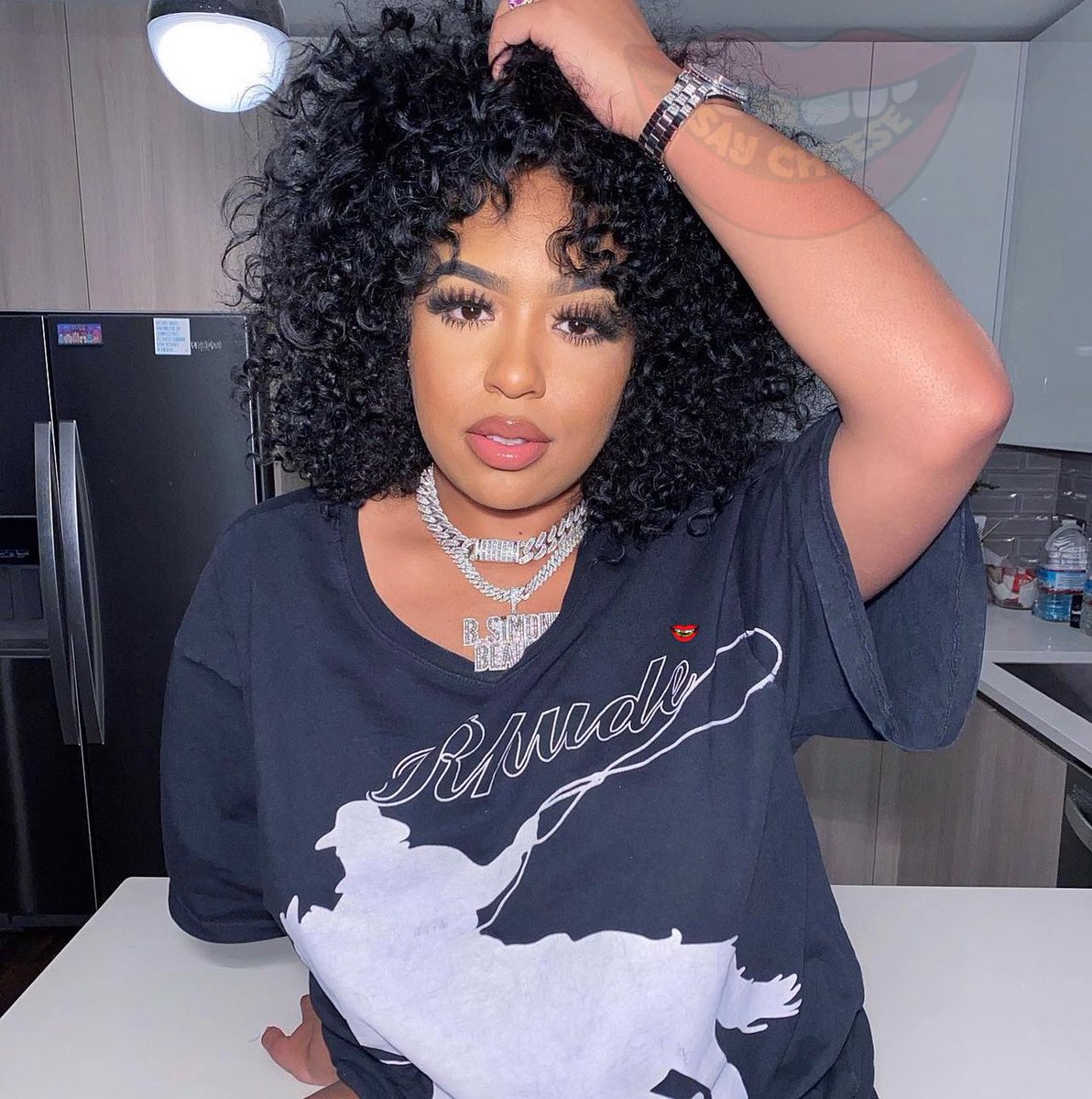 B. Simone reveals that she makes over $600,000 a year from her 5,000 close friends on instagram. She charges $10.00 per month.