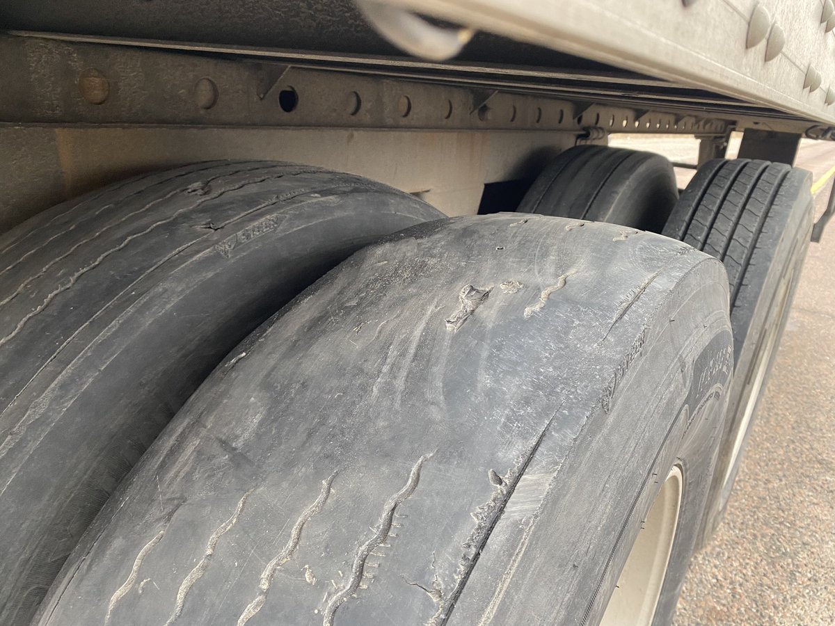 Another transport truck driver holding a cellphone while driving. This time Bronte/Dundas.  Conducted a level 1 inspection and found some trailer tires that were not in compliance. 

Charges to the driver and company.  Out of service. #DistractedDriving #RoadSafety