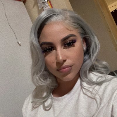 gorgeous_kd's tweet photo. #NewProfilePic https://t.co/Cnt5ttANey