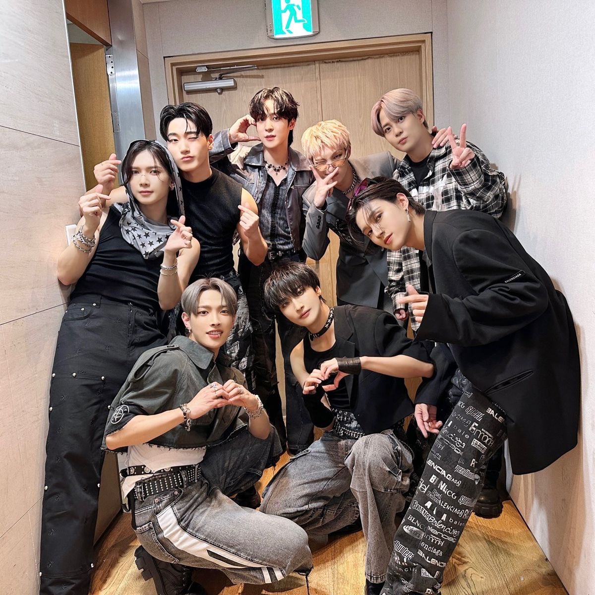 YOKOBALLS's tweet photo. MEGAN PHOTOS AS ATEEZ MEMBERS, LETS GO!

- 🧵a hottieteez thread📢 https://t.co/wkNwMT9vsO