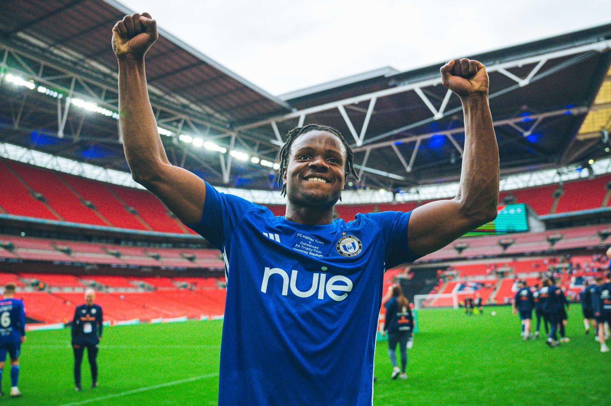 FCHTOnline's tweet image. 📋 TEAM NEWS | 

Millenic Alli has taken the opportunity to join League One side Exeter City for an undisclosed fee. 

We&apos;d like to thank Millenic for his contribution to the Shaymen over the last season and a half, and wish him all the best in the next stage of his career.…