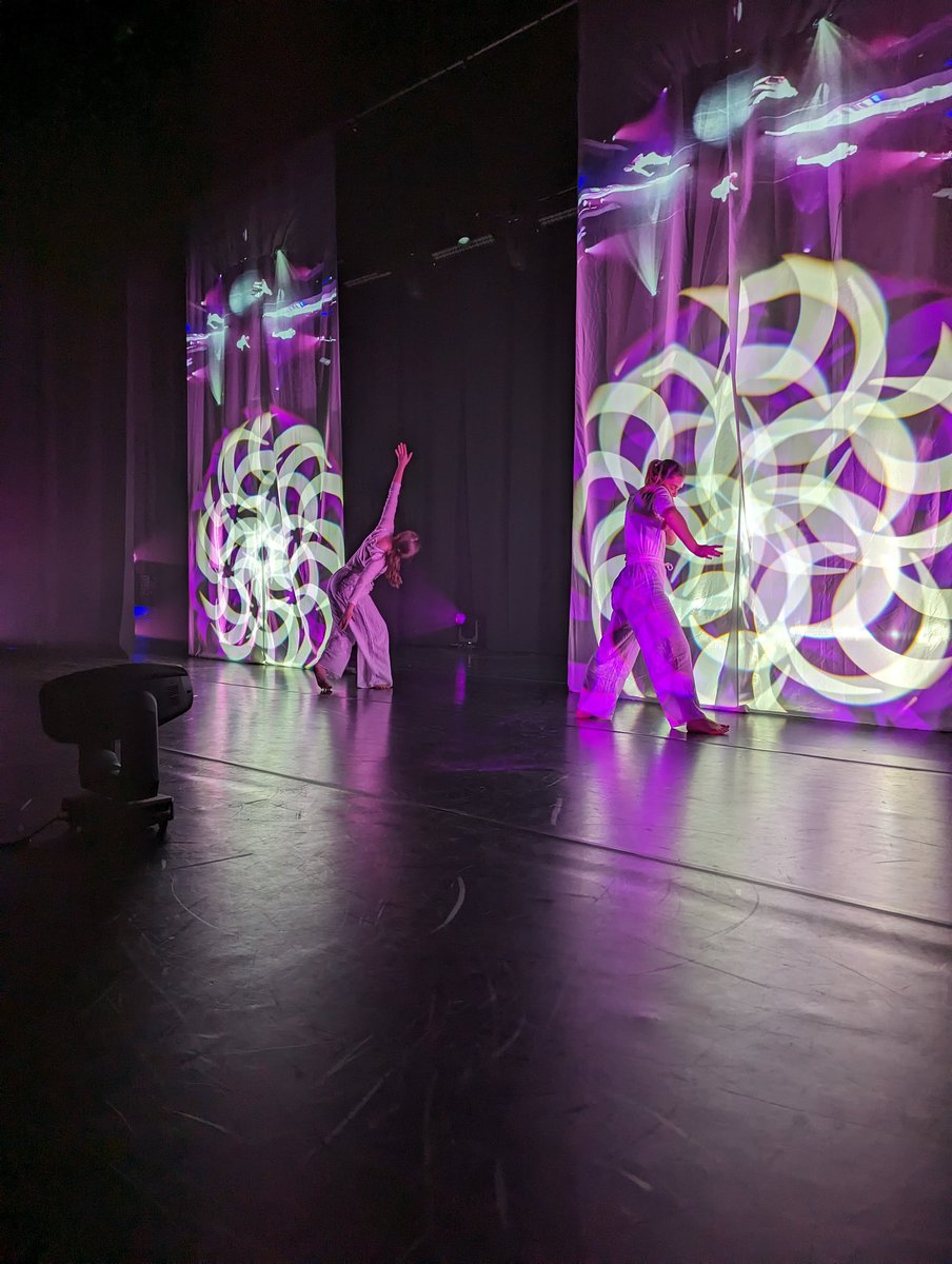 Technical Theatre & Stage Management UOL (@uol_ttsm) on Twitter photo Another fabulous round of Embodied Technologies assessments with <a href="/UoL_Dance/">BA Hons Dance/ MA Choreo UoL</a> 🙌😁🙏 Another fabulous round of Embodied Technologies assessments with <a href="/UoL_Dance/">BA Hons Dance/ MA Choreo UoL</a> 🙌😁🙏